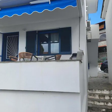 Apartment Panas *